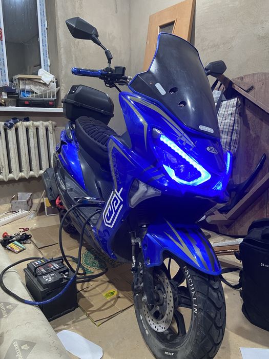 Продам Maxi макси мопед