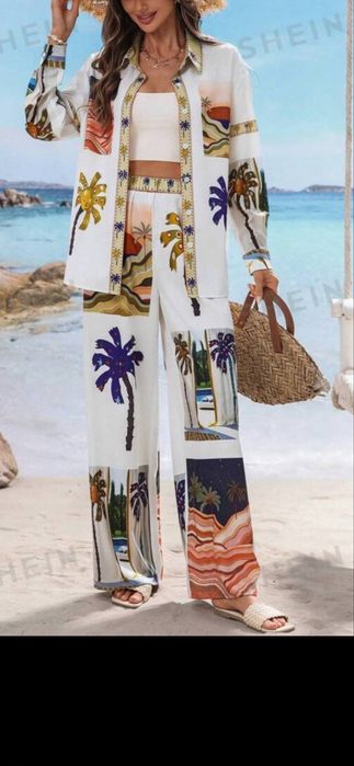 Costum casual  pentru vacanță