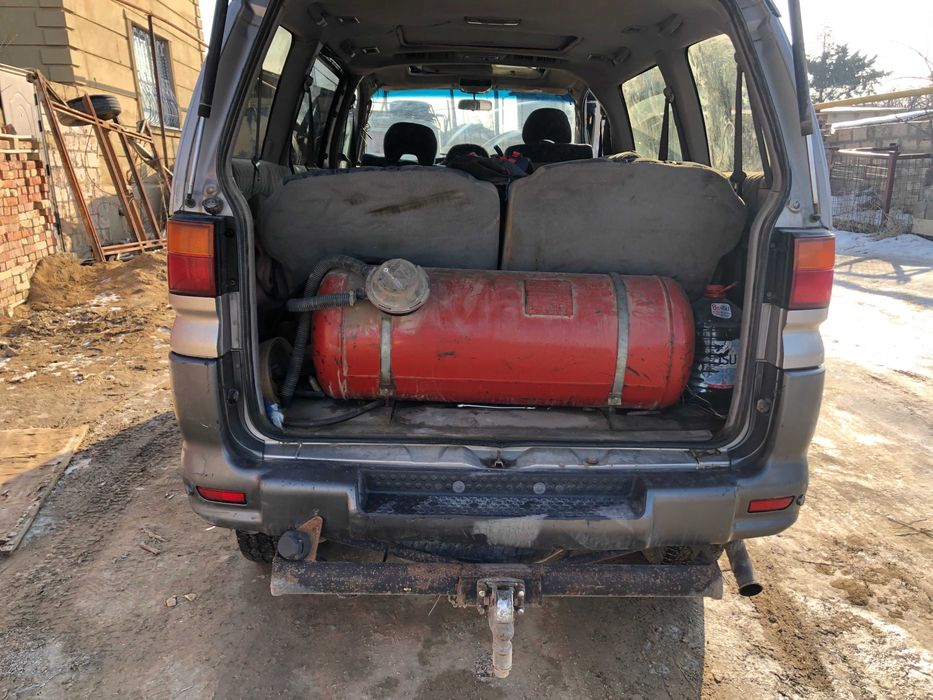 Mitsubishi Delica 1997 г