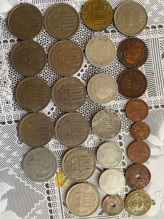 Vând monezi Românești și Străine2000RON