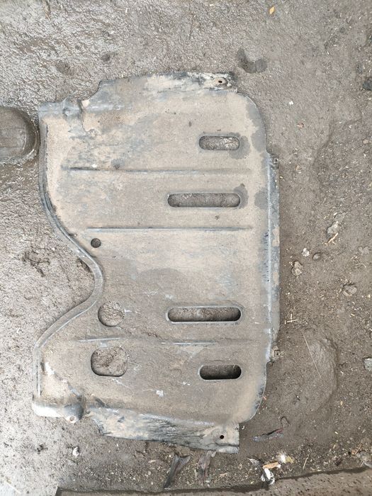 Продам защиту двигателя Рено дастер