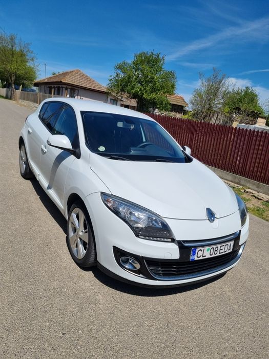 Vând Renault Megane III 2012