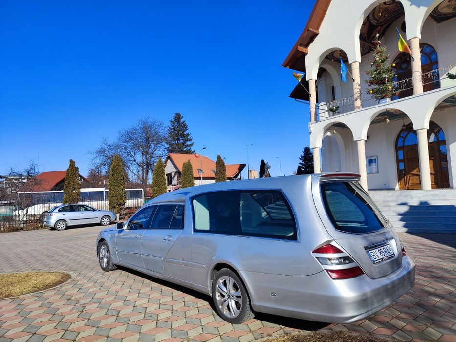 De vânzare Mercedes dric funerar W211