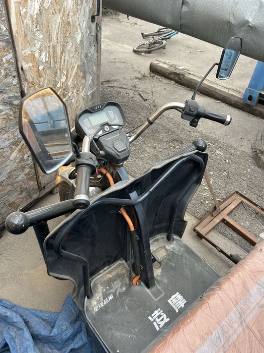 Муравей продается груз до 1 тонны акум 55