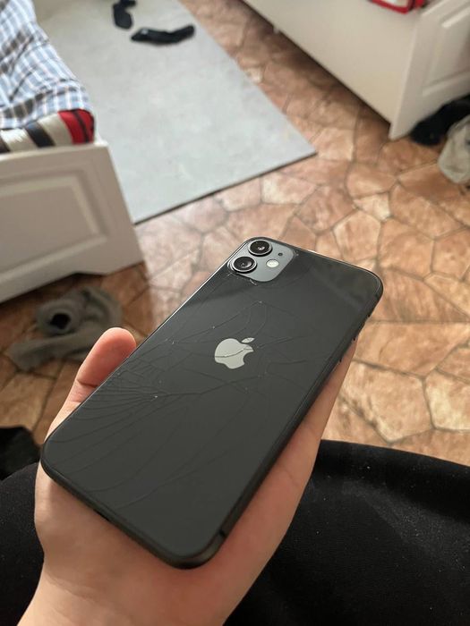 Айфон 11 128 гб срочно