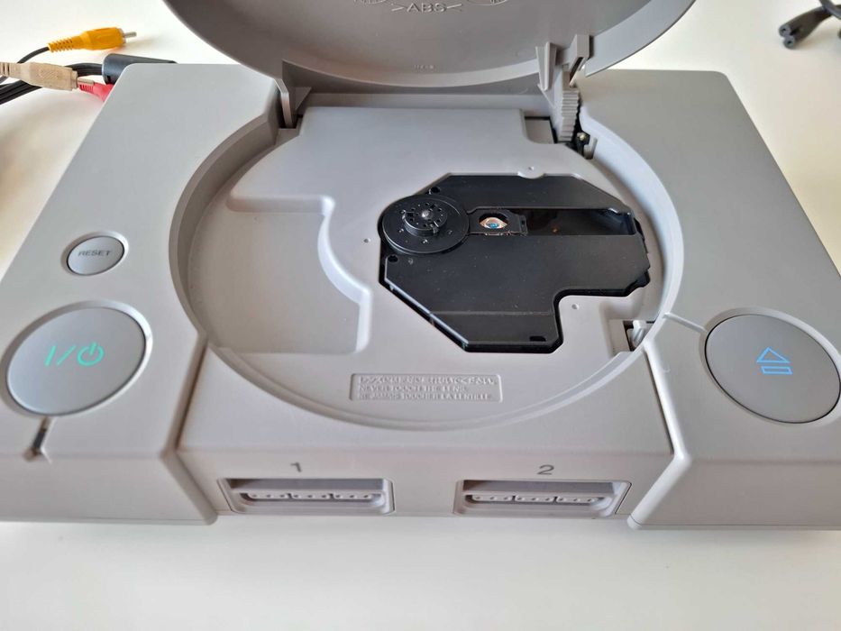 Playstation 1 PS1 + чип гр. София Връбница 1 • OLX.bg