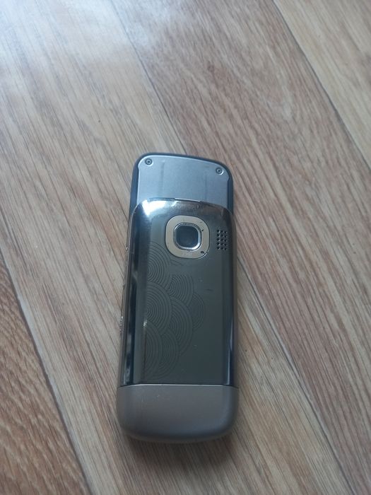 Продам Nokia c 2
