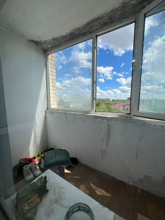 Продам 1 кв 6/6 эт 1994 г Жилгородок Е батыра 7