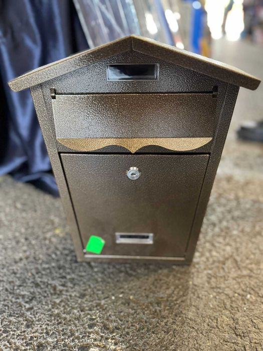 Cutie postala cu cheie