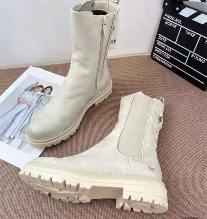 Ботинки.  женские