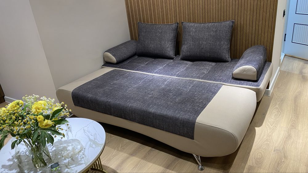 Продаётся мягкий раздвижной диван