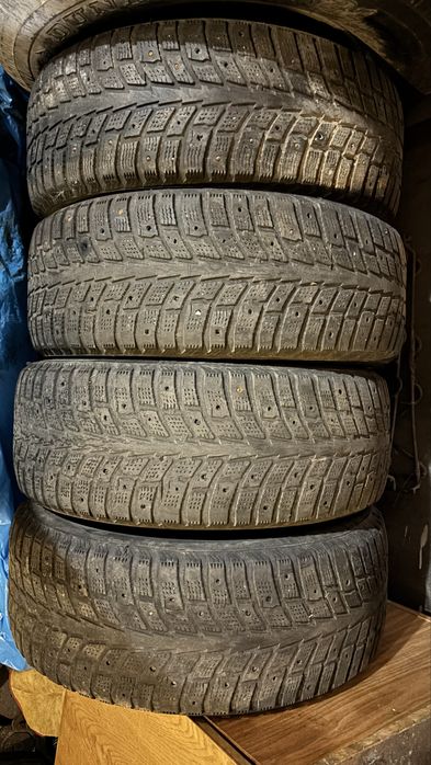 Комплект зимней резины 215/55/R16