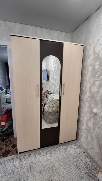 Шкаф продаётся срочно
