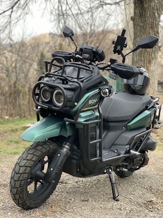 Скутер танк Bonvi 150 kub