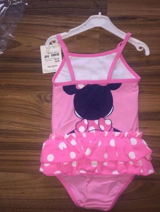 Costum de baie pt fetite ,18/24luni,,nou,cumparat din Anglia/uk