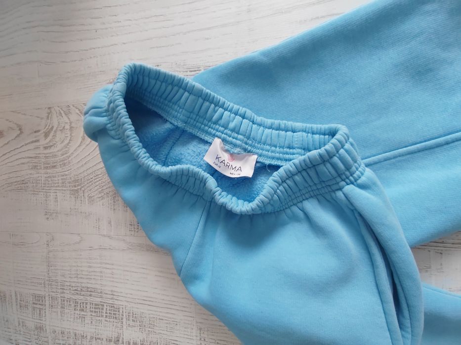 Сет Карма, костюм в бяло - С, М размер