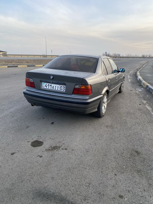 BMW e36 316i в хорошем состоянии