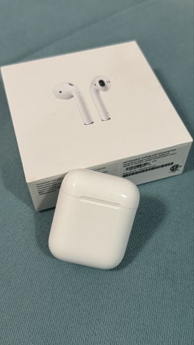 AirPods 2 (оригинал) + НОВЫЙ кабель Lightning