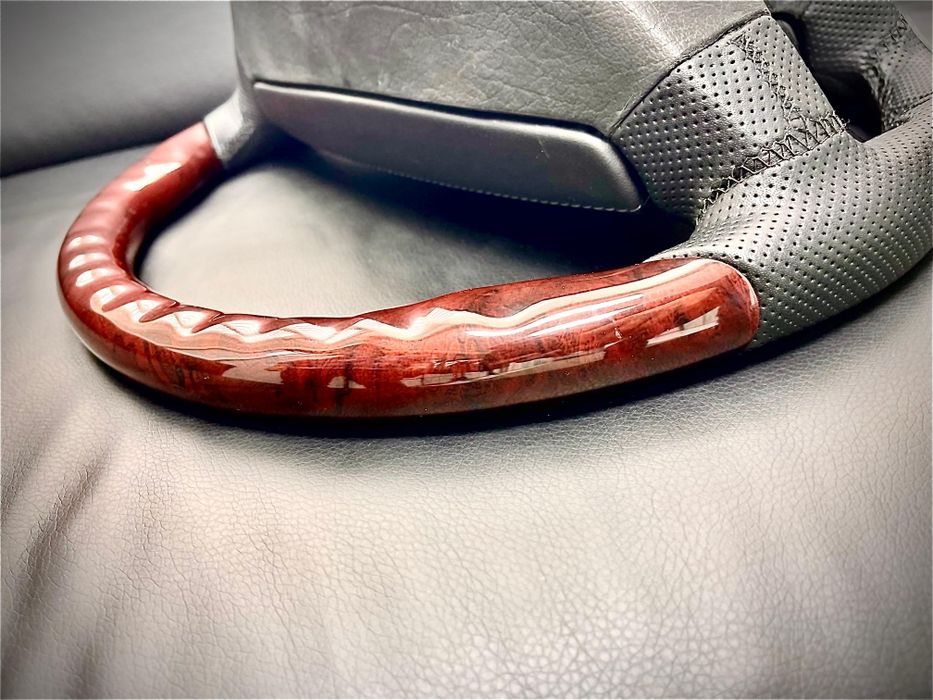 Руль BRABUS анатомоческий