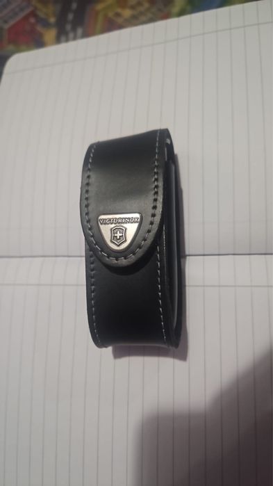 Briceag VICTORINOX explorer