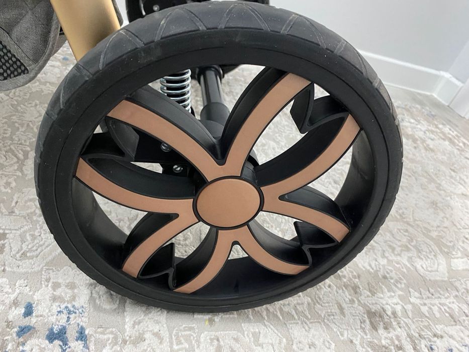 Детская коляска "Teknum"