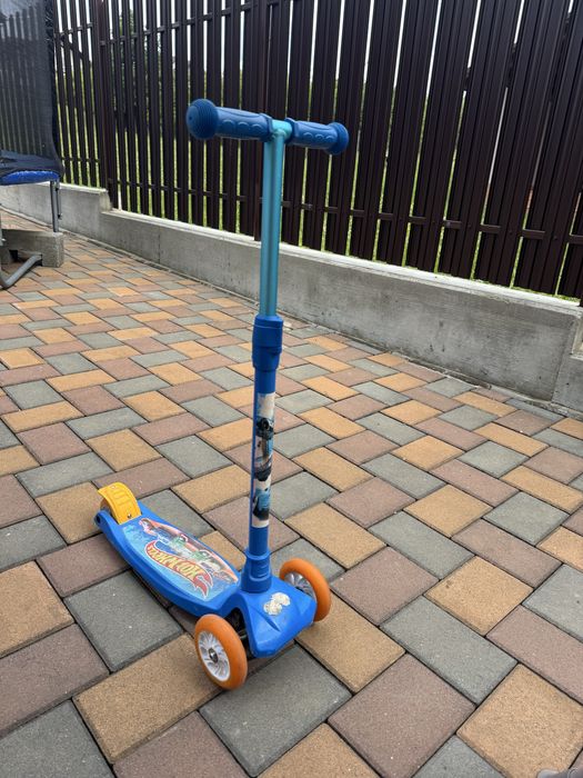 Vand trotineta Hot wheels