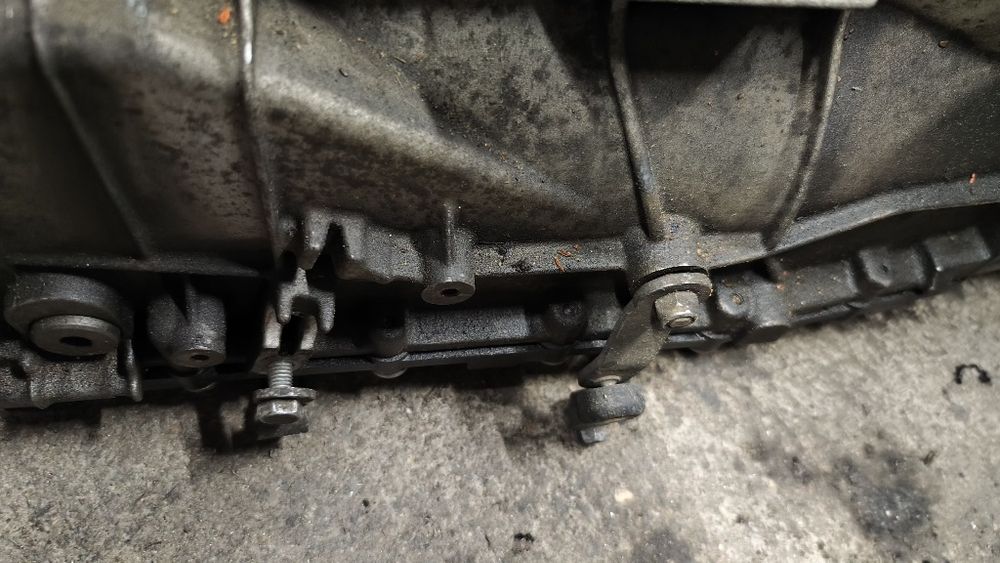 Скоростна кутия за бмв е90 е91 е92 е93 330д 6hp28x