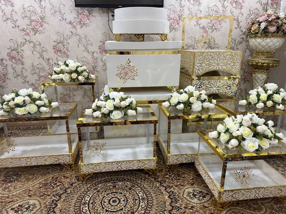 Сарпо мошина Фотиха туй