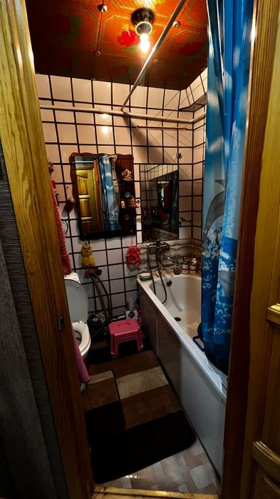 Продам 1 - ю квартиру