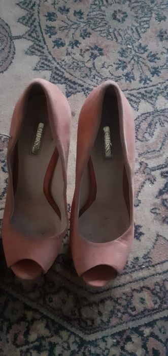 Дамски обувки replay и Guess на висок ток