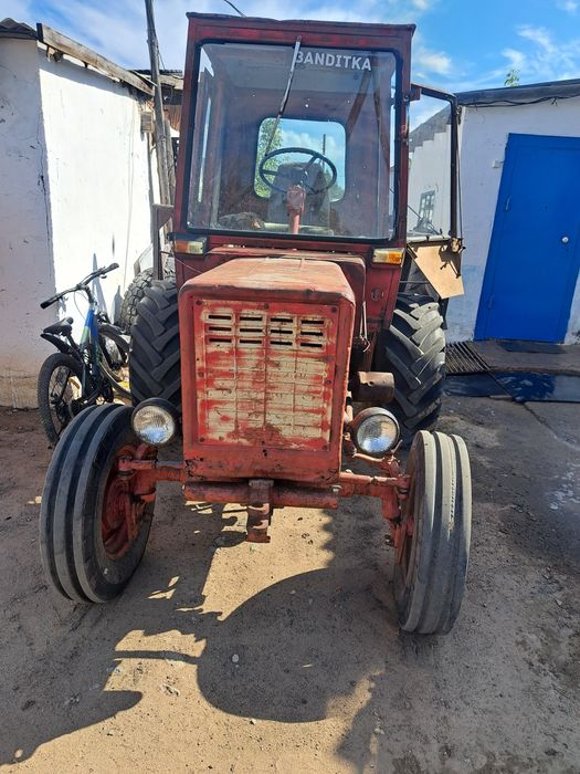 Продам  трактор  т 25