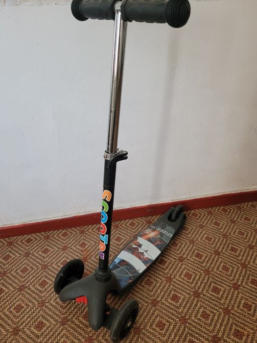 Продам детский самокат 3500 тг