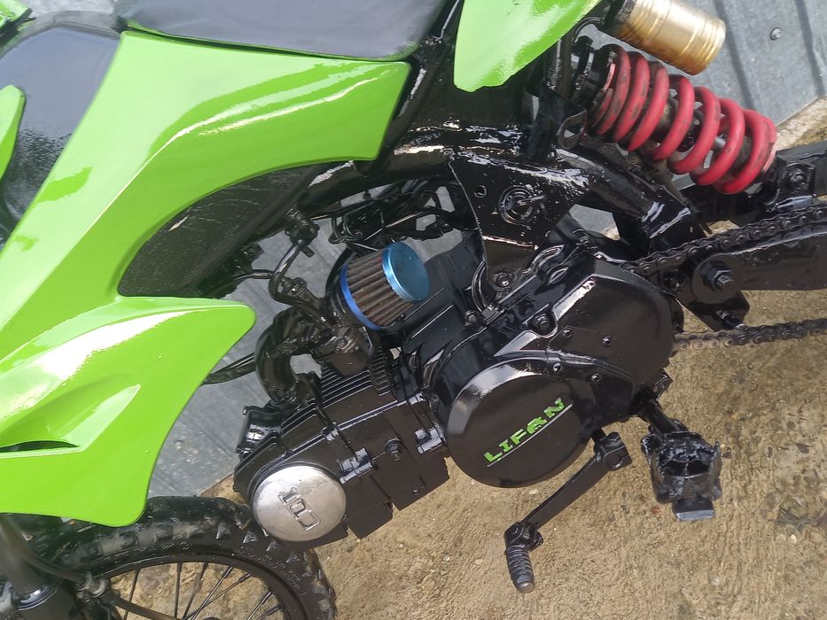 Cross 125  Lifan