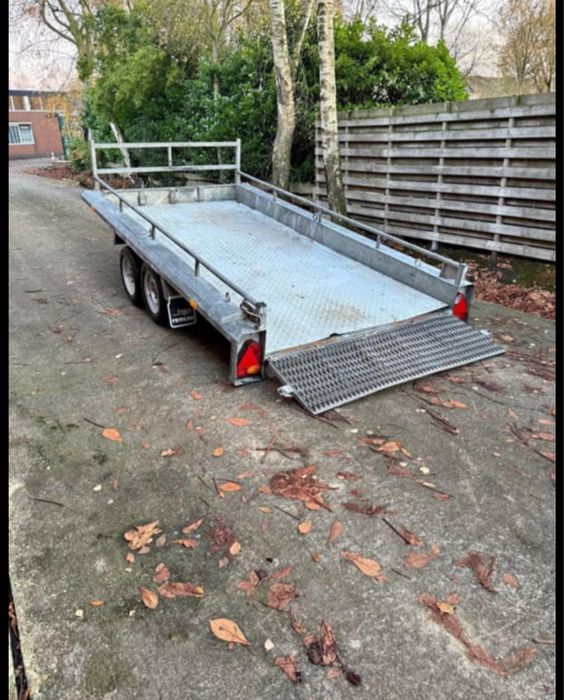 Remorca Hapert 2700 kg  transport utilaje  basculabil