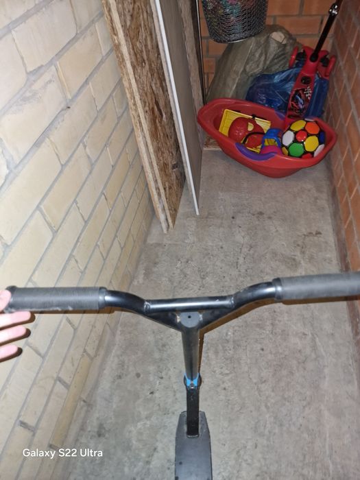 Продам трюковой самокат