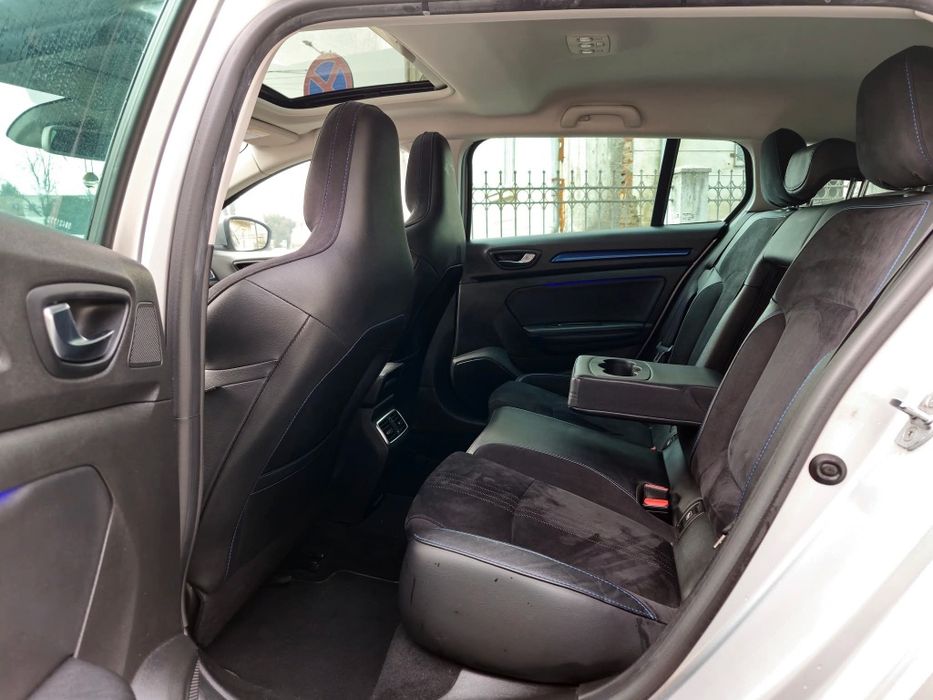 Renault Megane Gri( 161.176km),GT(221446km)