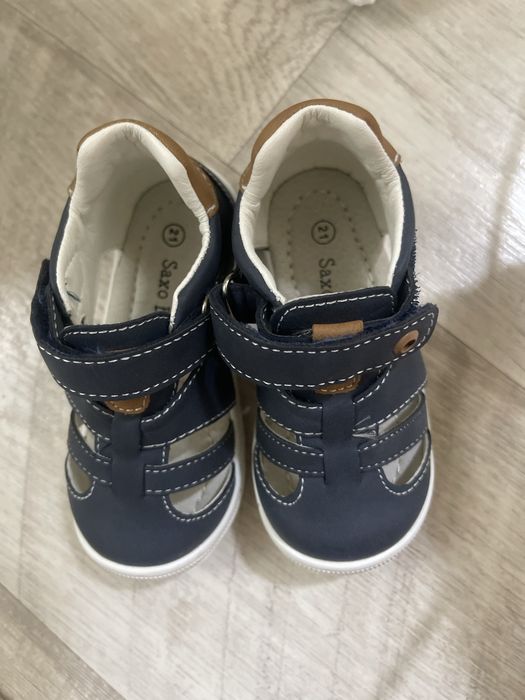 Детский сандалии