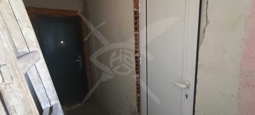 Продава се Къща в София, Хладилника - 350 кв.м за 472 €/кв.м - Снимка #12