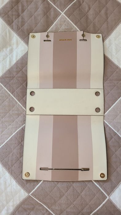 Сумка Michael Kors в дорогом карамельном оттенке