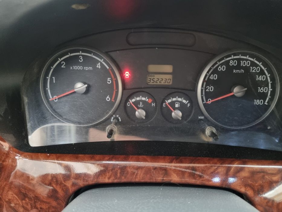 Kia bongo 3 2010 yil