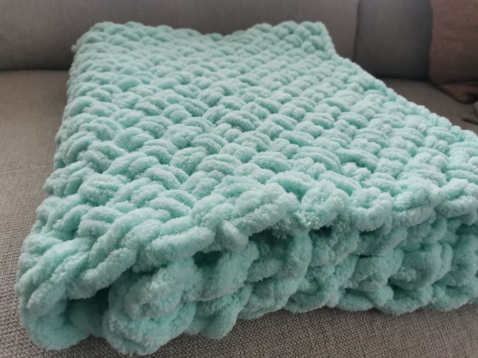 Ръчно плетено бебешко одеяло VelAde