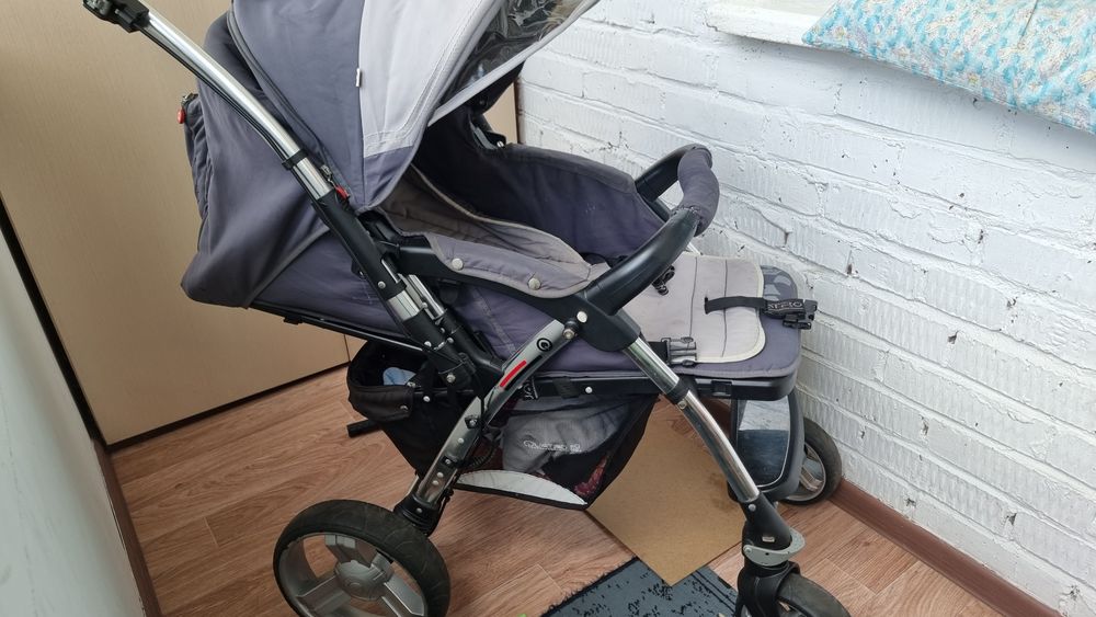 Продам коляску в отличном состоянии