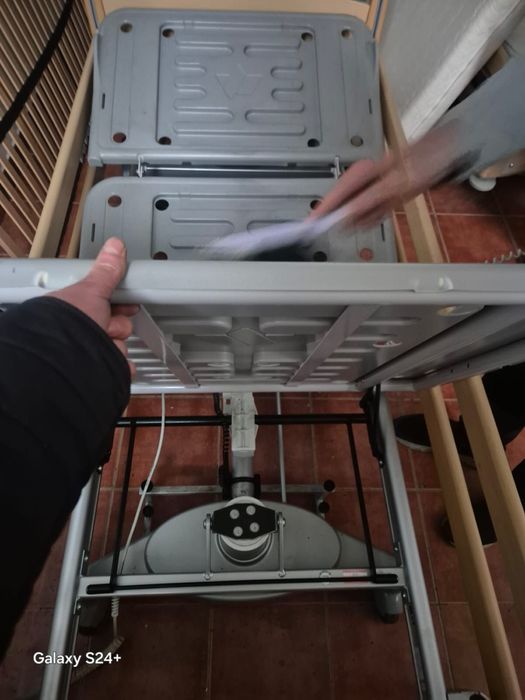 Vand 2 paturi medicale electrice