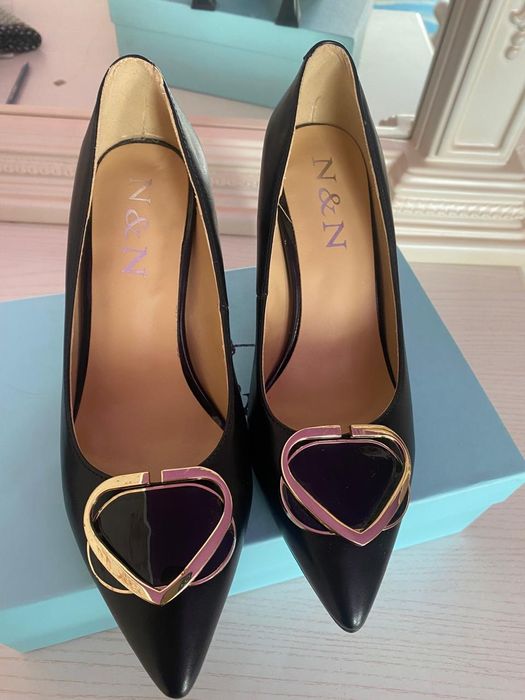 Туфли новые не одевала