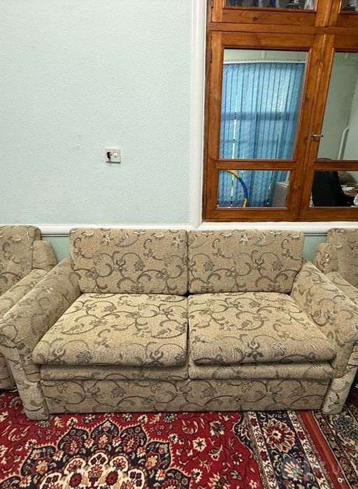 Nemetskiy divan.