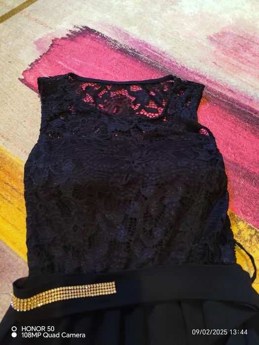 Нови рокли.   ..