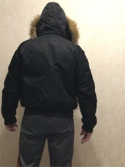 Продам КУРТКУ Аляску