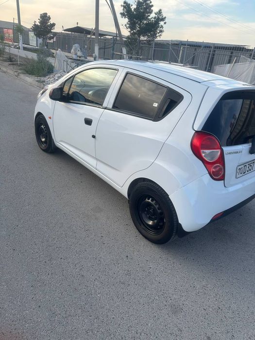 Chevrolet Spark 2011