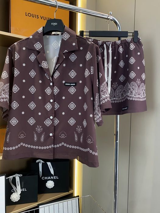 Дамски комплект/сет