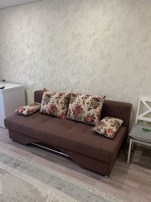 Продам диван цена 15000